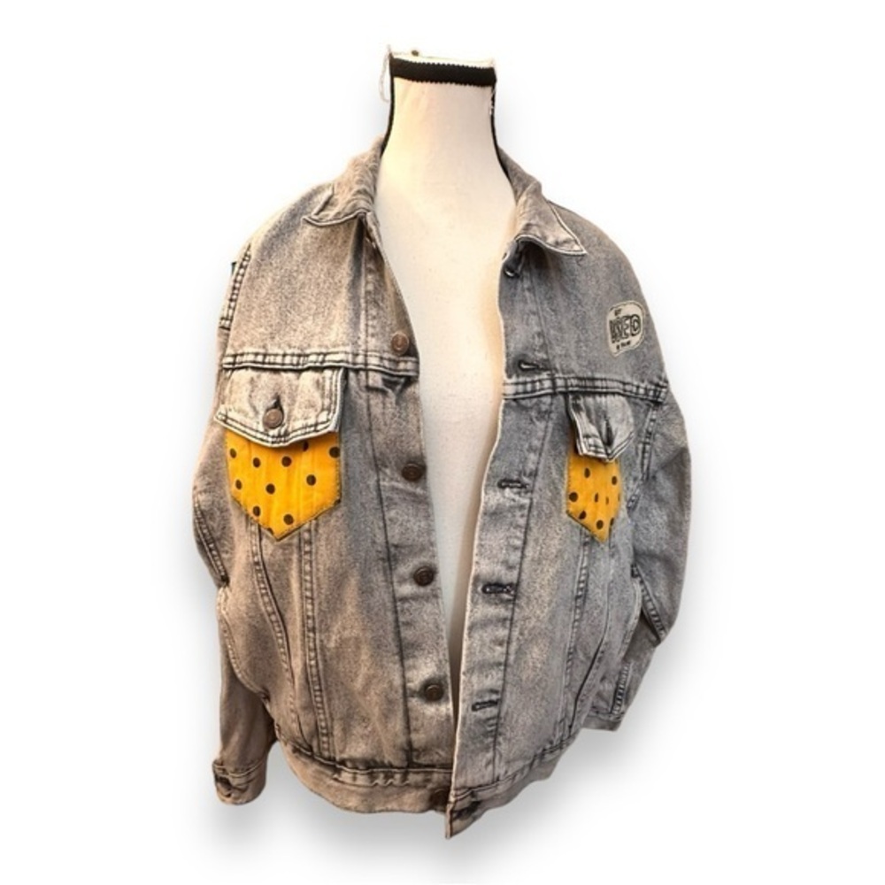 Women’s 20 Vintage Levi Denim Jean Patched Cropped Truckers Jacket XL RARE